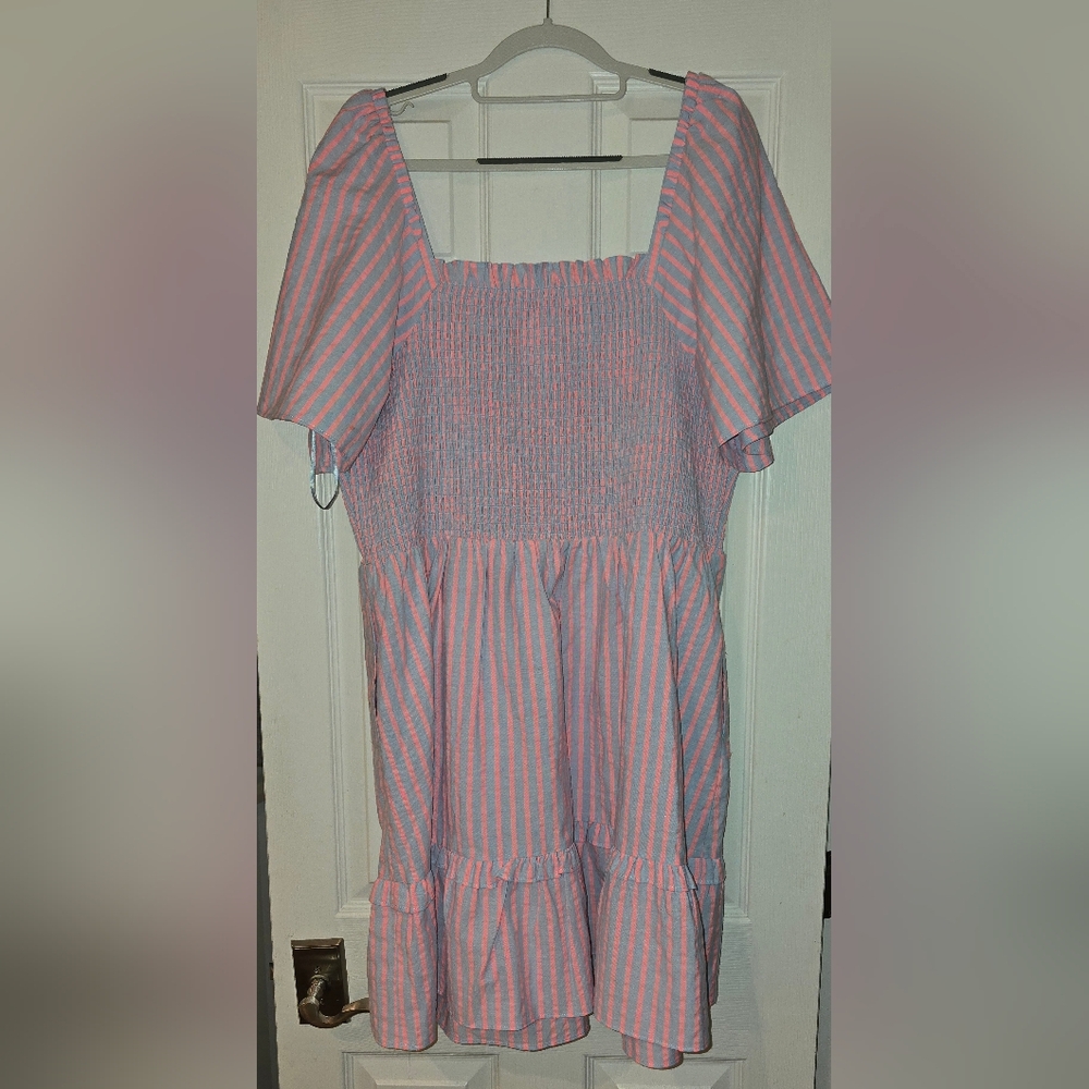 NWT Draper James Goldie Smocked Dress - Picture 5 of 8